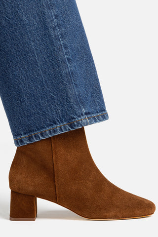 Bota Edie Camurça Marrom