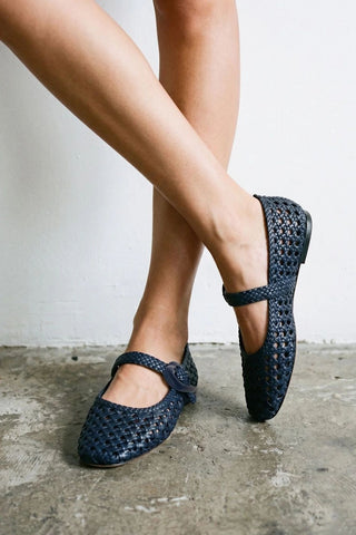 Sapatilha Verona New Macramê Couro Azul Ballerina Larroudé