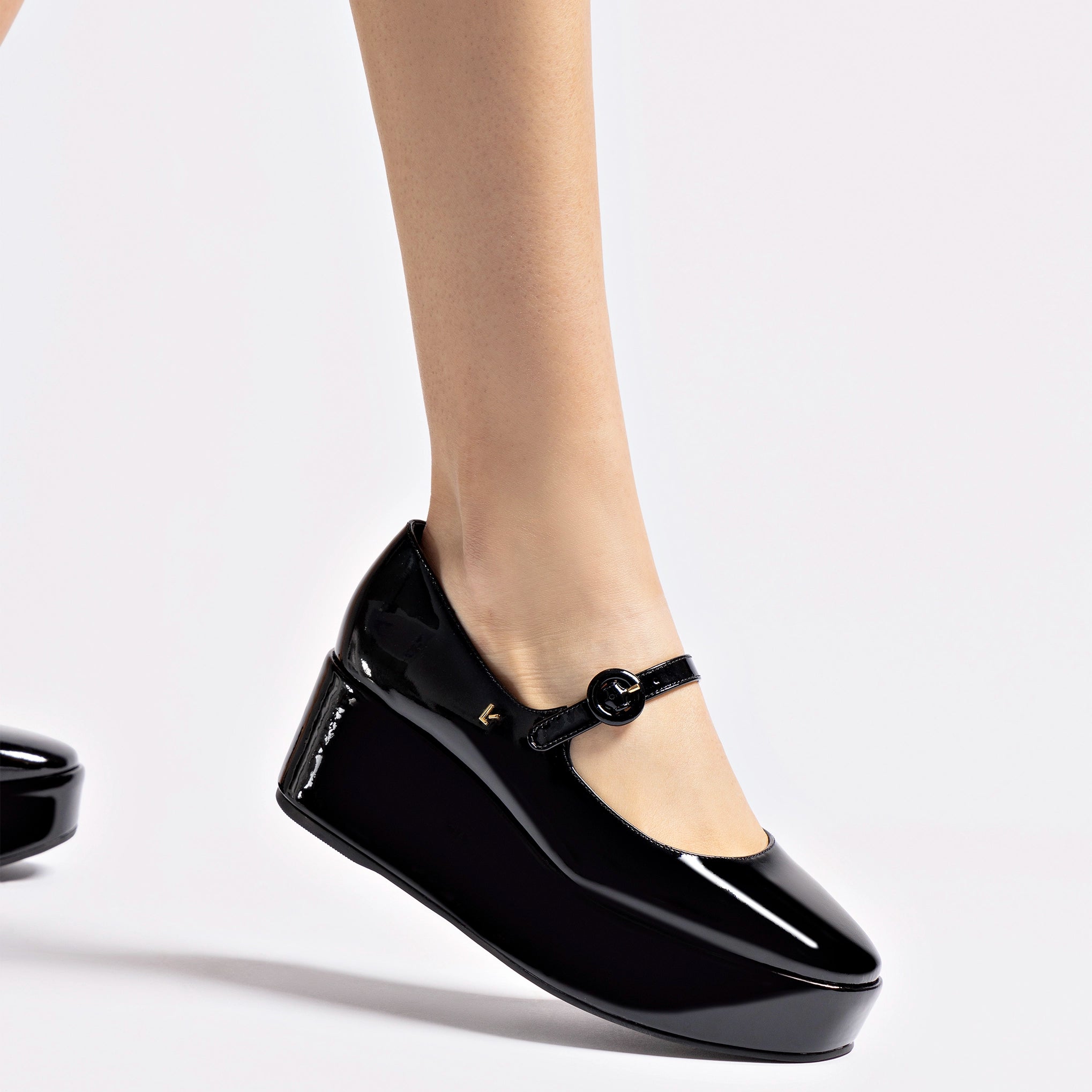 Blair Flatform In Black Patent Leather