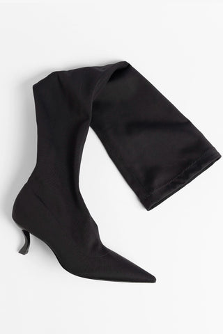 Larroudé by Nicolò B.: Bota Anastasia Low Lycra Preto Larroudé x Nicolò Beretta