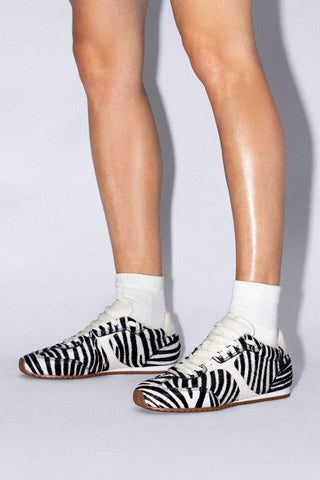 Tênis Stella Couro Zebra Sneaker Larroudé