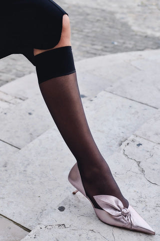 Larroudé by Bruno Frisoni: Scarpin Gigi Couro Champagne Pump Larroudé x Bruno Frisoni